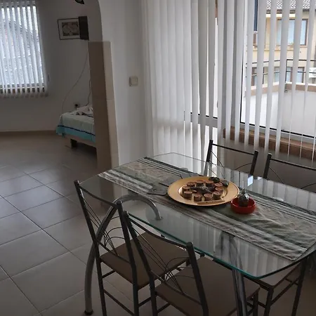 House Todorov בית הארחה *
